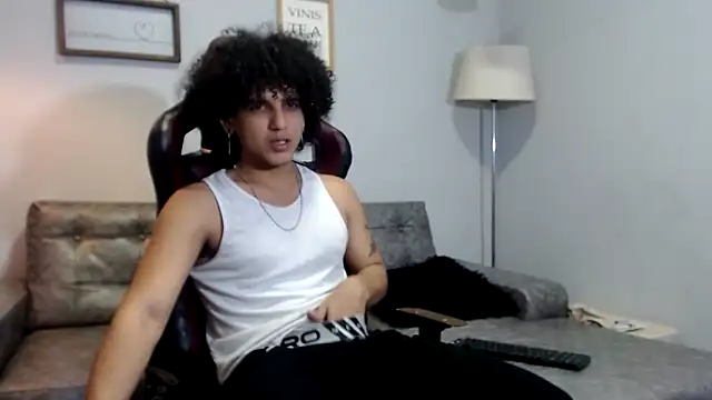 Snapshot of Xfire_boy69 chatting on November 2025 03:56:02 PM Xfire boy69 online show from November 2025 03:56:02 PM