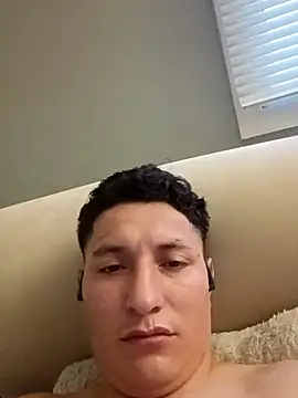 Zetaloco26 online show from October 2025 01:12:02 PM