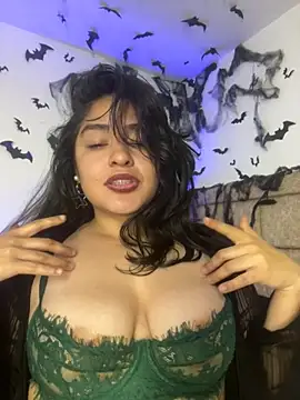 EmilyNoir1 online show from November 2025 01:41:01 AM