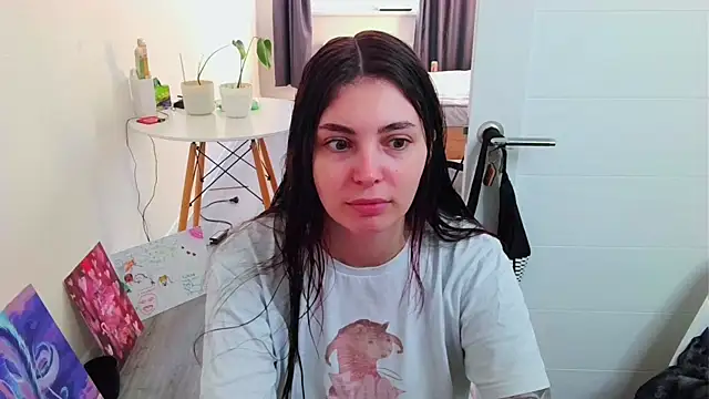 Snapshot of peachyness chatting on July 2026 04:43:02 PM peachyness online show from July 2026 04:43:02 PM