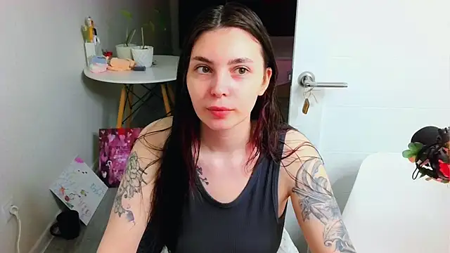 Snapshot of peachyness chatting on July 2026 08:05:01 PM peachyness online show from July 2026 08:05:01 PM