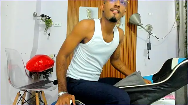 Darwin mayo online show from September 2025 05:25:02 PM