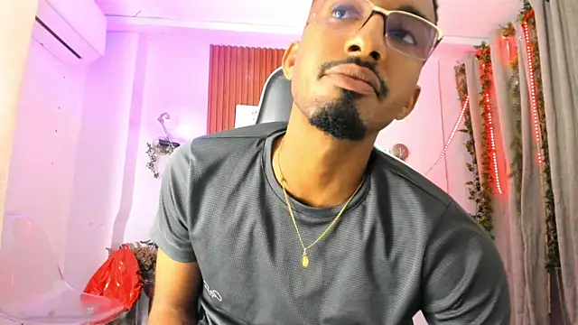 Darwin mayo online show from October 2025 05:26:02 PM