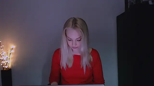 Lia noo regrets online show from April 2026 05:25:02 PM