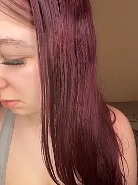 SweetTeenGirl online show from February 2026 02:13:02 PM