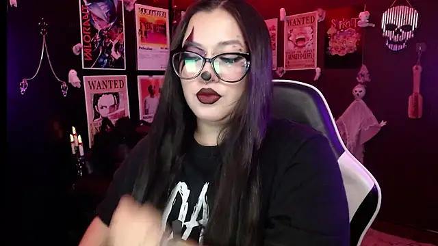 Snapshot of Ravendark_ chatting on October 2025 06:17:02 PM Ravendark online show from October 2025 06:17:02 PM