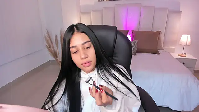 Snapshot of miranda_crawfor chatting on November 2025 12:16:02 PM miranda crawfor online show from November 2025 12:16:02 PM