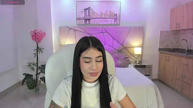 miranda crawfor online show from February 2026 04:20:01 AM