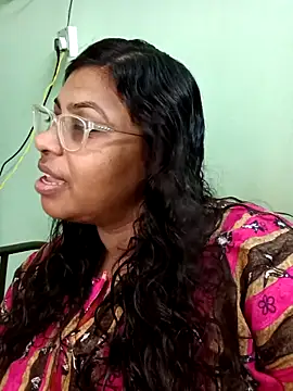zara-mallus online show from September 2025 07:05:01 PM