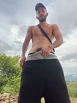 Snapshot of Jacksonfranco chatting on November 2025 09:00:02 PM Jacksonfranco online show from November 2025 09:00:02 PM