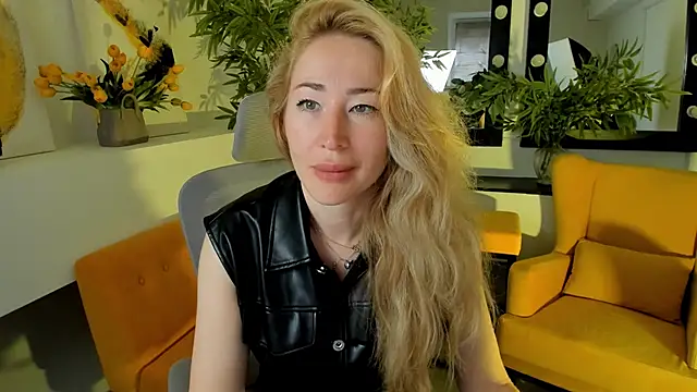 AstraMonroe online show from September 2025 04:50:01 AM