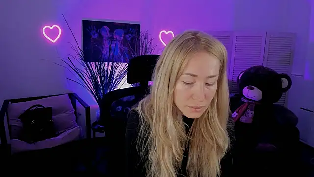 AstraMonroe online show from April 2026 01:14:02 AM