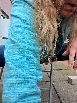 HotWifeLyn68 online show from November 2025 12:26:01 PM