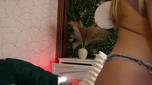 angel wow  online show from January 2026 05:23:02 AM