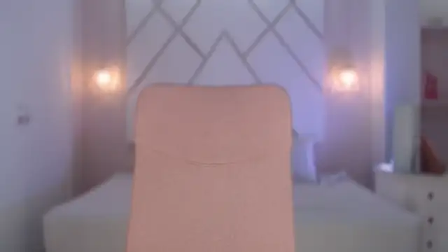 Snapshot of isabellashine chatting on October 2025 03:53:01 PM isabellashine online show from October 2025 03:53:01 PM