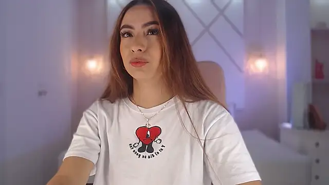 Snapshot of isabellashine chatting on October 2025 02:59:01 PM isabellashine online show from October 2025 02:59:01 PM