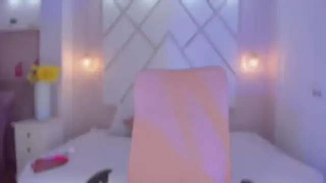 Snapshot of isabellashine chatting on November 2025 03:13:02 PM isabellashine online show from November 2025 03:13:02 PM