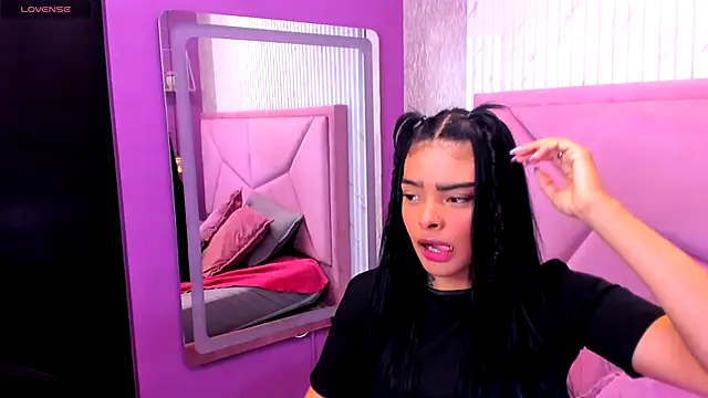 Snapshot of EmmaEbony_ chatting on November 2025 10:12:02 AM EmmaEbony online show from November 2025 10:12:02 AM