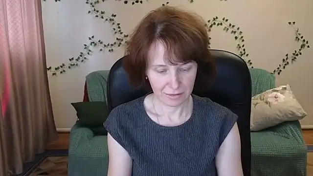 Lia Tito online show from April 2026 12:54:02 PM