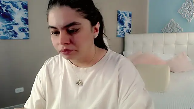 maddissonivanova online show from January 2026 06:53:01 PM