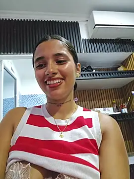 Lorena Mcfly online show from May 2026 11:39:02 AM