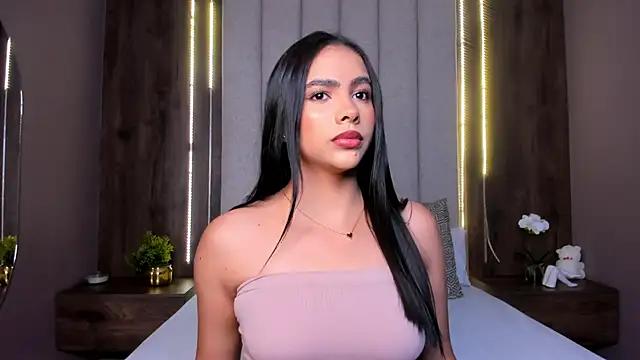 LucySalvatore  online show from September 2025 03:12:01 PM