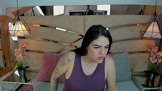 pamemiller1 online show from February 2026 11:07:01 AM