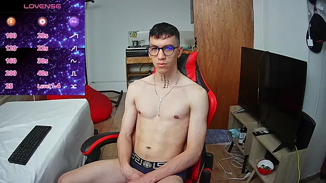 angelicious  online show from November 2025 01:10:02 PM