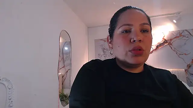 Snapshot of Ashley_Grahaam chatting on October 2025 01:03:02 AM Ashley Grahaam online show from October 2025 01:03:02 AM