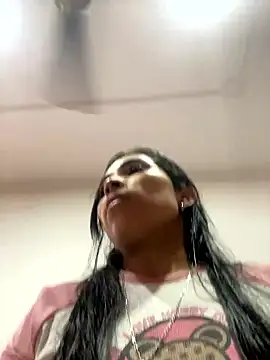 Rosa 25x online show from January 2026 01:05:02 PM