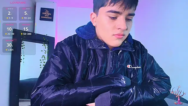 Lucass love online show from October 2025 01:23:01 PM