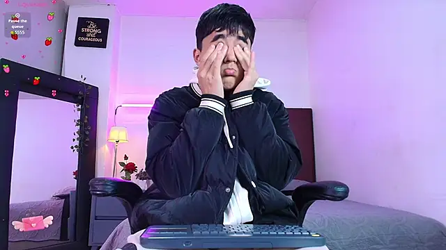 Lucass love online show from November 2025 12:55:01 PM