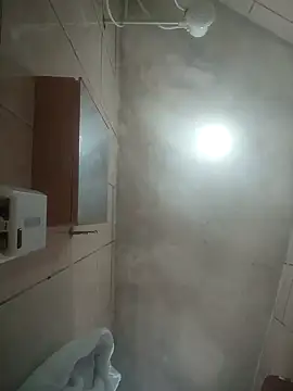 Snapshot of Veww1313 chatting on October 2025 01:57:02 PM Veww1313 online show from October 2025 01:57:02 PM