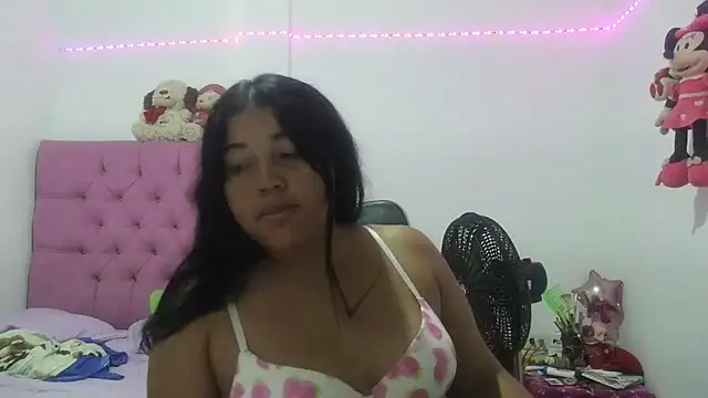 angelHeath13 online show from June 2026 02:40:01 AM