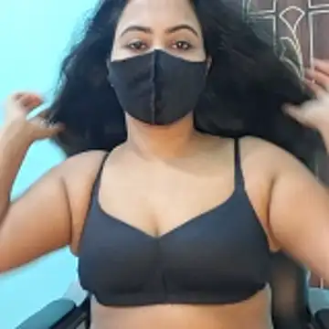 Snapshot of Bristy- chatting on November 2025 06:23:02 AM Bristy- online show from November 2025 06:23:02 AM