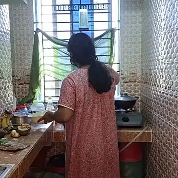 Snapshot of Bristy- chatting on November 2025 07:52:02 AM Bristy- online show from November 2025 07:52:02 AM