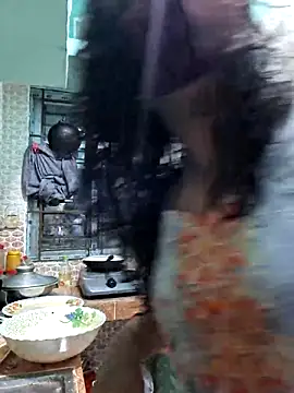 Bristy- online show from January 2026 01:48:02 PM