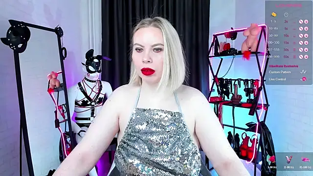 Snapshot of Anna_Maxwell chatting on November 2025 01:51:02 AM Anna Maxwell online show from November 2025 01:51:02 AM