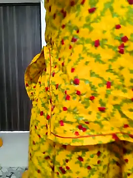 MISS RIYA14 online show from October 2025 05:24:01 AM