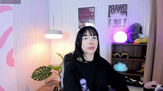 Sabrina bloom online show from January 2026 01:04:01 PM