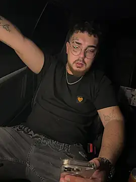 MrSavagexx online show from February 2026 05:50:01 PM