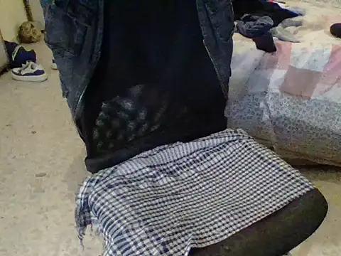 KalendaXL online show from November 2025 05:01:02 PM