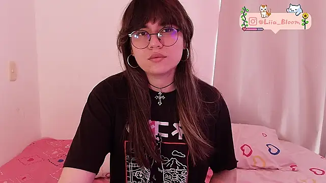 Liia-Bloom online show from March 2026 04:10:02 PM