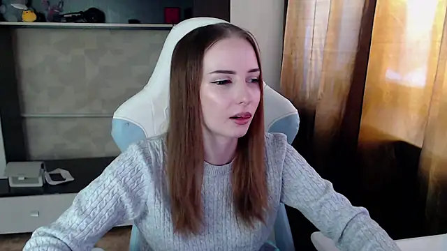 Cutti Crystal online show from February 2026 04:29:02 AM