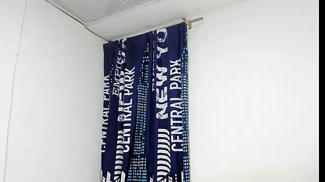 Snapshot of _Logan_Colton_ chatting on December 2025 01:44:01 AM Logan Colton online show from December 2025 01:44:01 AM