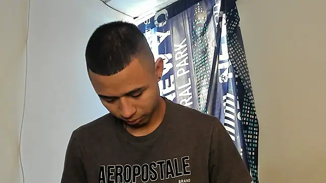 Snapshot of _Logan_Colton_ chatting on February 2026 04:54:01 PM Logan Colton online show from February 2026 04:54:01 PM