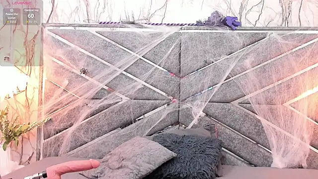 SASHA BROWNIE   online show from October 2025 08:03:02 PM