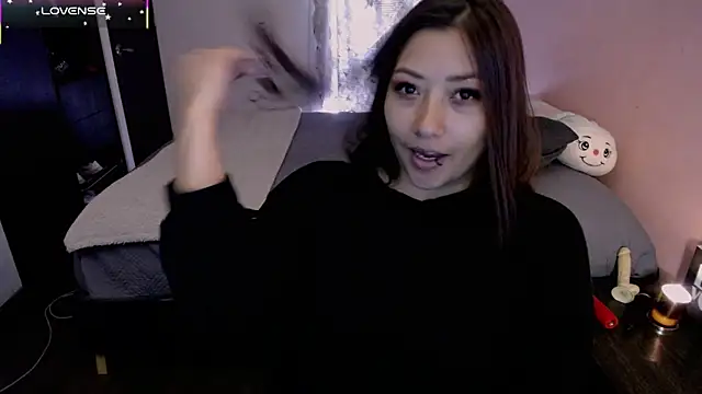 Snapshot of Mia_1120 chatting on June 2026 06:32:02 PM Mia 1120 online show from June 2026 06:32:02 PM