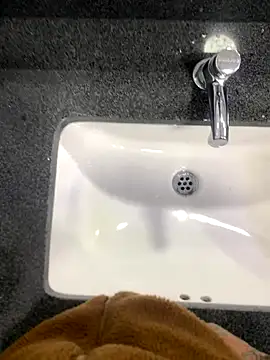 Snapshot of malek_xarx_ chatting on November 2025 10:32:02 PM malek xarx online show from November 2025 10:32:02 PM