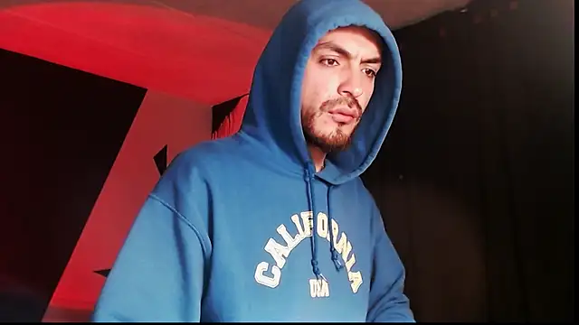 Snapshot of malek_xarx_ chatting on November 2025 09:09:01 AM malek xarx online show from November 2025 09:09:01 AM